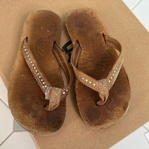 Rainbows- w/ rhinestone flip flop